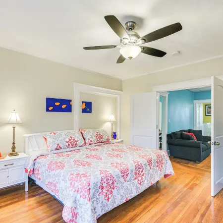 Medford Apartment Rental, 5 Mi to Downtown Boston