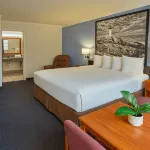 Creekside Inn & Suites Hotels in Mendocino County