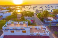 Royal Galápagos Inn