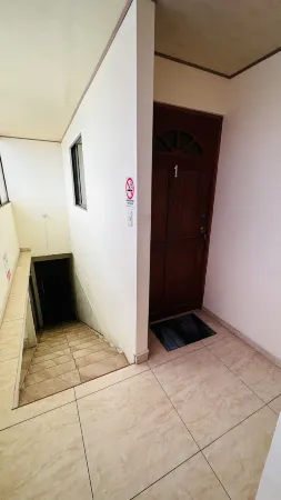 Senderos Apartment, Self Check-in, Aeropuerto SJO Отели в г. Рио Сегундо