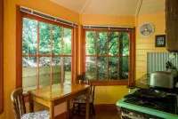 Como Cottage Accommodation - Parkering