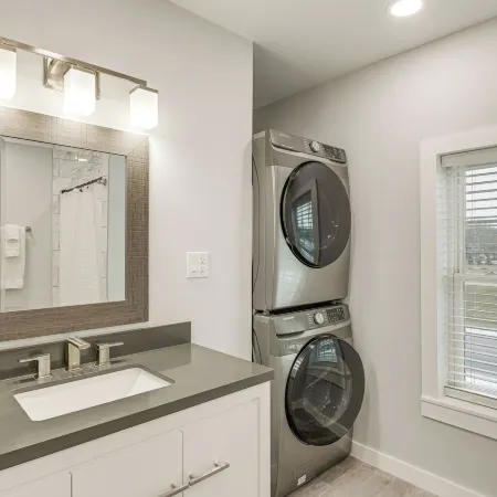 Bright and Modern Home 2 Mi to Presque Isle Airport