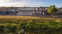 Salt Hotel & Pub Hotels in Ilwaco