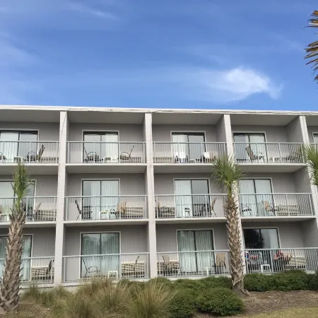 Admiral Motor Inn