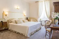 Logis Hôtel Restaurant Château Bellevue فنادق في Labastide-d'Armagnac