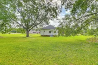 Large Yard & Grill: Family Home in Mcalester! - 3-Sterne