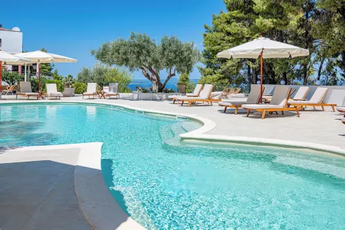 Serenity Hill Hotels in Pallini