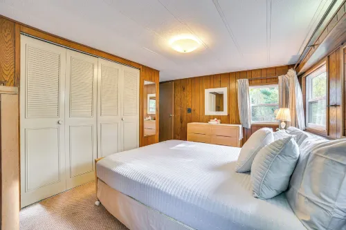 13 Mi to Nubs Nob: Pet-friendly Retreat - 2-Star