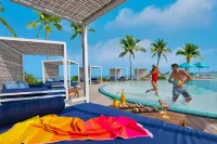 Kandima Maldives - Pools