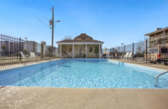 Edgewater Inn - Biloxi Beach