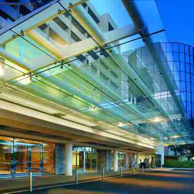 Hyatt Regency O'Hare Chicago Hotel Exterior