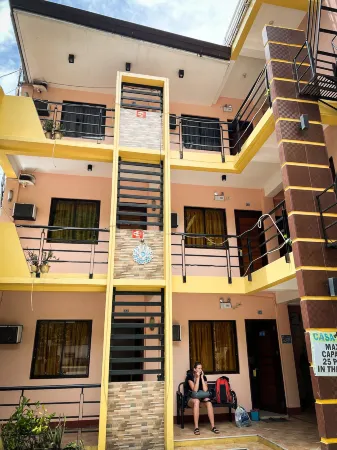 Ester's Place Casa Bonita Inn Отели в г. Остров Сумилон