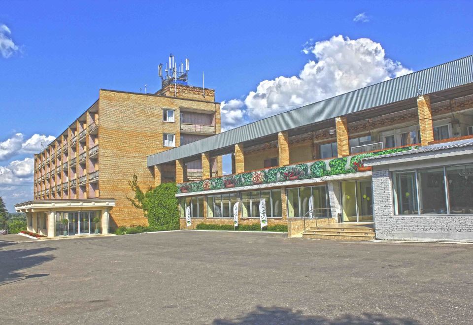 hotel overview picture