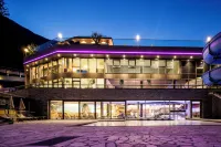 Quellenhof Luxury Resort Passeier Hotels in Sankt Leonhard in Passeier