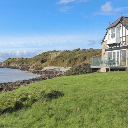 The Old Lifeboat House