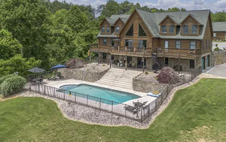 Shirley's Bed and Breakfast