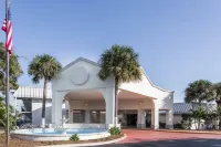 聖彼得堡坦帕灣地區溫德姆戴斯飯店 皮內拉斯帕克住宿飯店