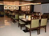 Hotel Atithi - breakfast
