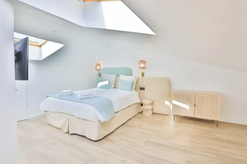 Nice 2 Bed Flat - Hyper Centre St Tropez - 3 stjerner