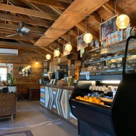 Beautifully decorated Brewster Home