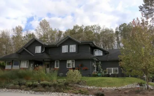 Lovely Squamish Nature Retreat W/Hot Tub