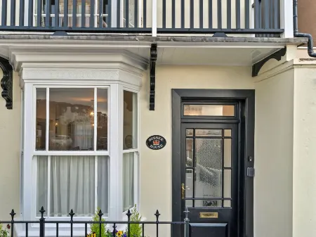 Sussex House Отели рядом с достопримечательностью «Sidmouth Town Beach»