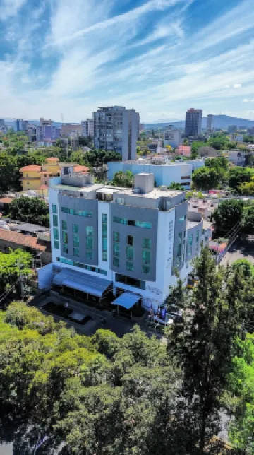 Mesón Ejecutivo Guadalajara Minerva - Av México Hotels near Residence Casa Jalisco