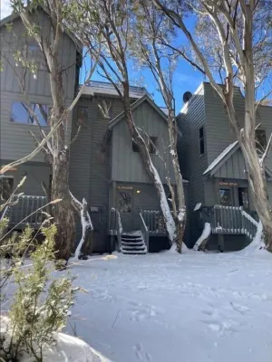 Ringer- High Country Apartment Hotels in Dinner Plain