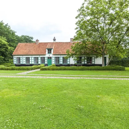Beautiful Farmhouse in Beernem with Garden