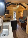 Private Cabin. 8 Mins from Clemson!!