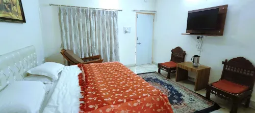 Rising Sun Retreat Hotels in Abu Road