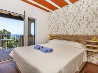 Lola Hotels in Tossa De Mar