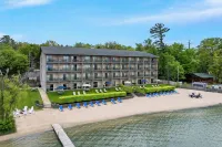 Beachfront Hotel Houghton Lake