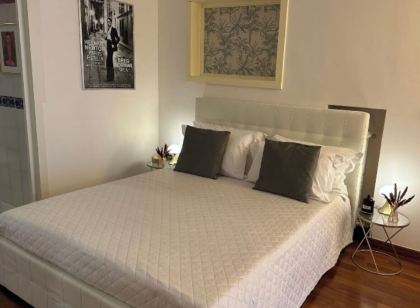 Calefati Gallery Luxury Apartment