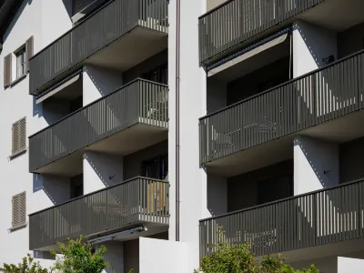 La Siala Apt.23