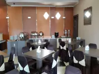 Hotel Bintang Redannte فنادق في Tarogong Kaler