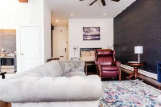 Downtown close to UAB, St. Vincent’s, BJCC and Airport