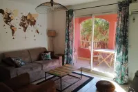 Charming T2 44m2 pool/tennis/sea