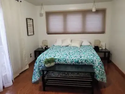 Cozy Single Family Home Away Hotels near Foot Locker