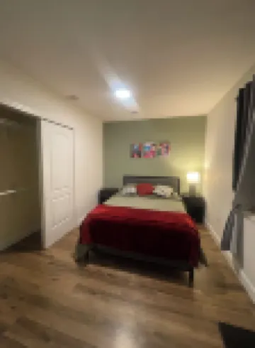 Modern 2Br Near NYC • Free Parking • Quiet Area