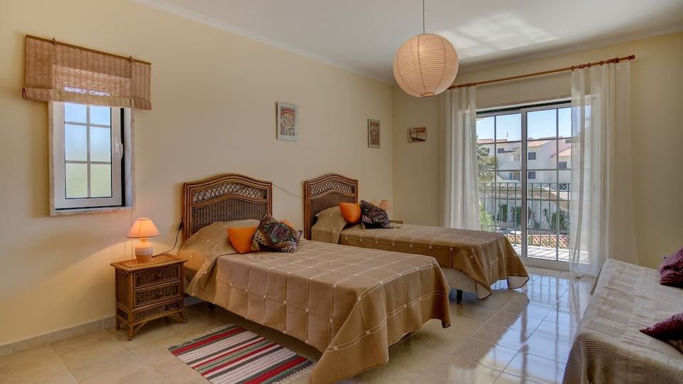 Casa Francesca Renovated Townhouse Walking Distan