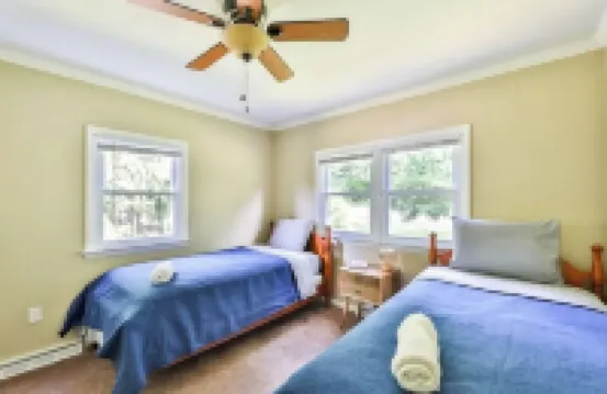 Delightful 3-bedroom chalet with WiFi in Windham