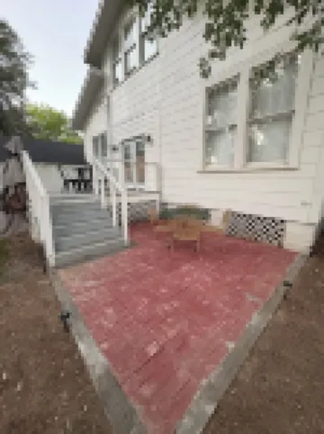 4-bedroom bungalow in amazing Natchitoches with WiFi, AC near Northwestern Univ.