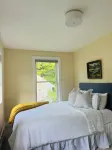 Lush Coastal Downtown Home - Beaches & Shopping