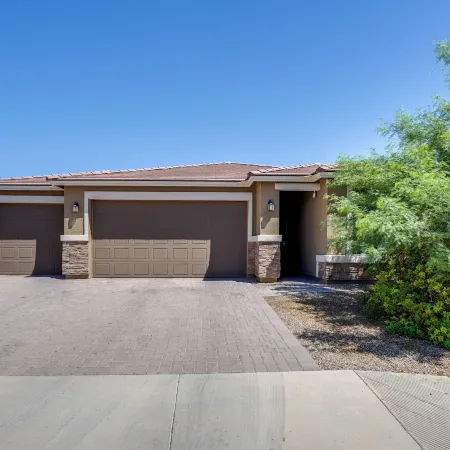 Central Casa Grande Home in Quiet Neighborhood