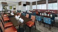 Hilton Garden Inn Albuquerque North Rio Rancho - breakfast