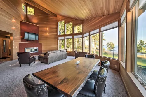 Marrowstone Island Home 20 Mins to Port Townsend!