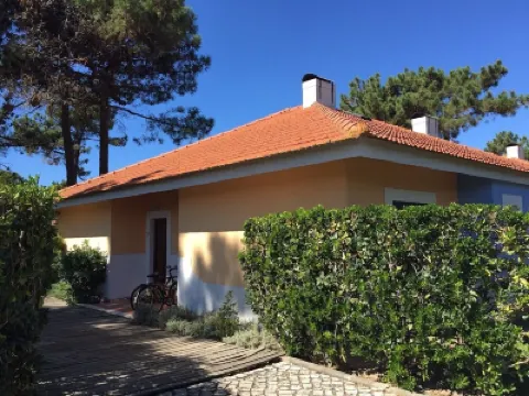 Vivenda Familiar com Jardim Privado em Condominio Fechado 鄰近Same Same的酒店