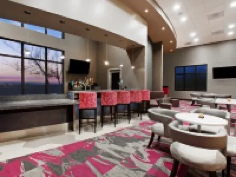 Hampton Inn & Suites Oakland Airport-Alameda Hoteles en Alameda