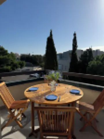 The Solarium by the waves